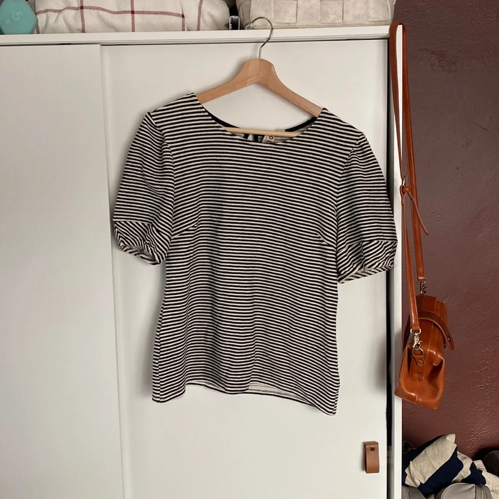 Anthropologie medium stripe puff sleeve top - Picture 4 of 7